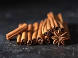 Cimet (cinnamon)