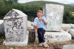 Vinko Šutalo čuvar hercegovačkih stećaka