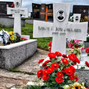 Grobovi ruskih dobrovoljaca u BiH
