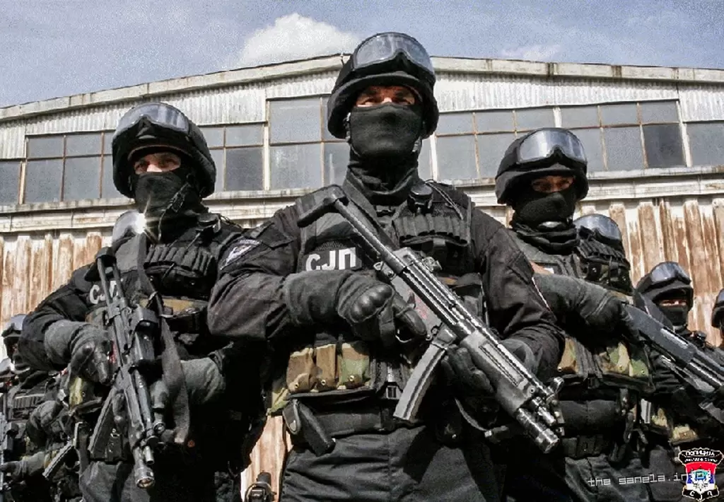 Rat protiv narko-bandi u Ekvadoru