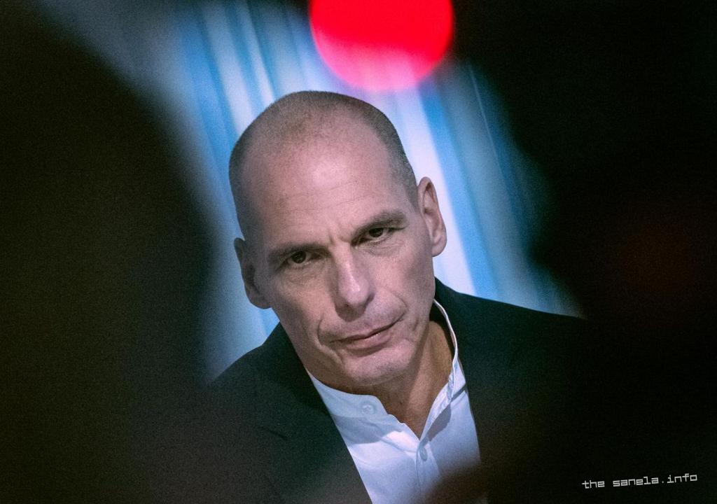 Yanis Varoufakis je dosadnjaković koji svima ide na jetricu