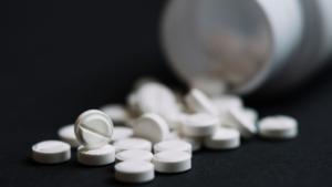 Nova droga "nitazeni" stiže poštom