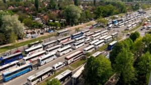 Vučić regrutira "vikend glasače" u BiH
